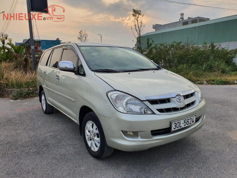 Cách nhận biết các đời xe Innova